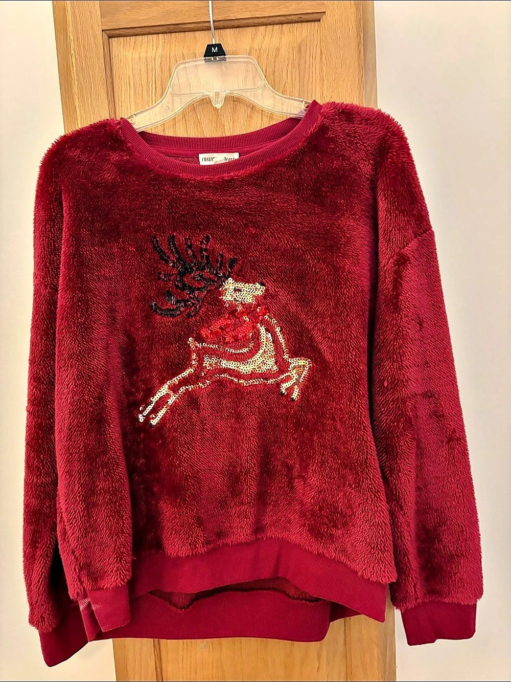 Charmed Hearts Fuzzy Reindeer Soft cozy shirt in Red Large Like New